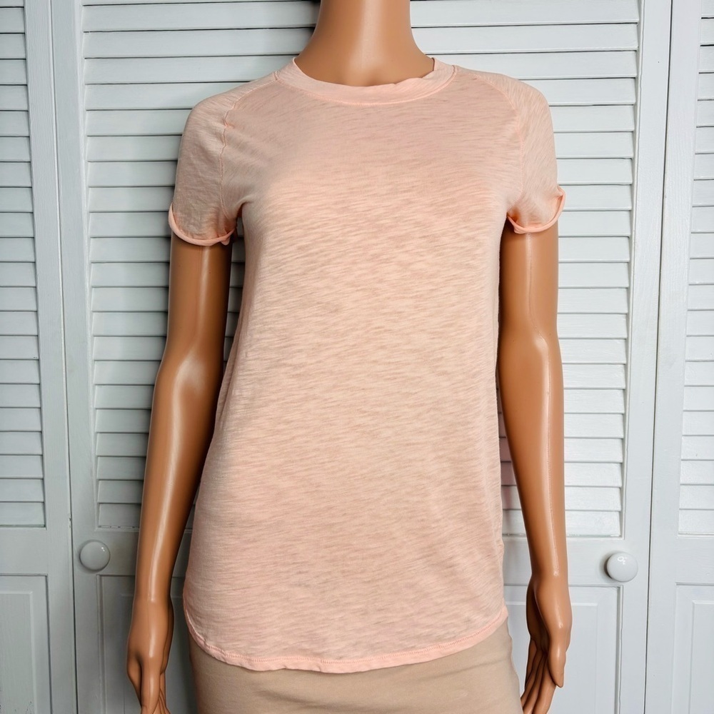 2/$25 WE THE FREE Lightweight Semi-Sheer Short Sleeve Shirt Size Large